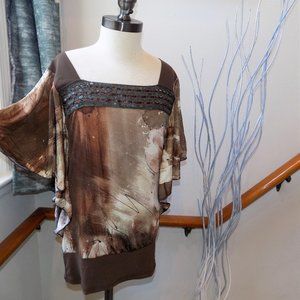 ORANGE USA Brown Abstract Print Top Sequins Neckline Size Small